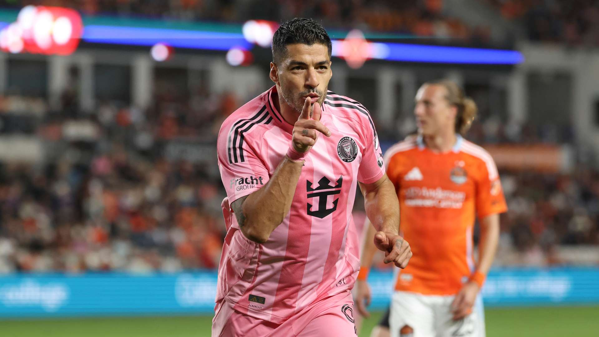 😭英超每个名次间奖金差300万镑，曼联本赛季恐再损失2000万镑.